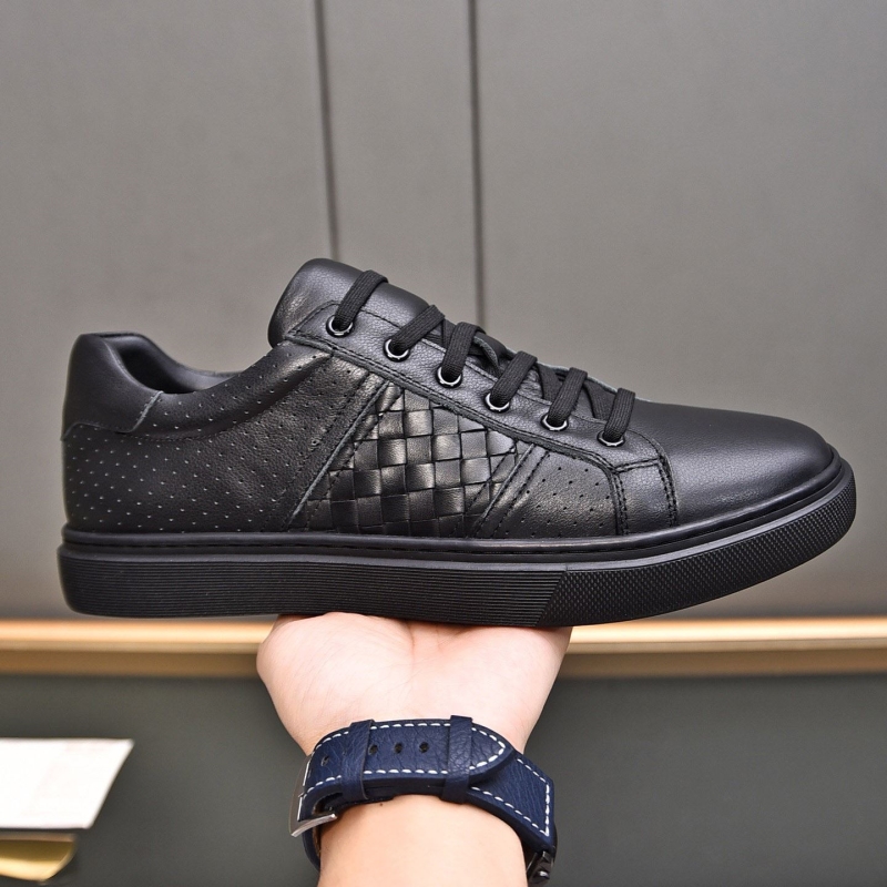 bo*te*ga Ve*ne*ta casual shoes
